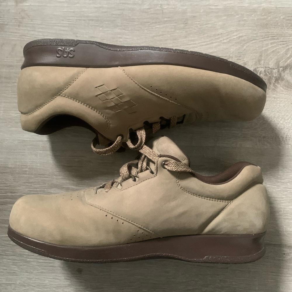 SAS Free Time Tripad Tan Brown Suede Oxford Comfort Shoes Women's Size 8.5 N